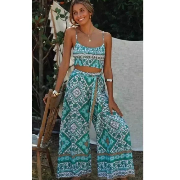 SOLD OUT Boho Floral Gypsy Crop Top & Wide Leg Pant Set - Picture 1 of 10